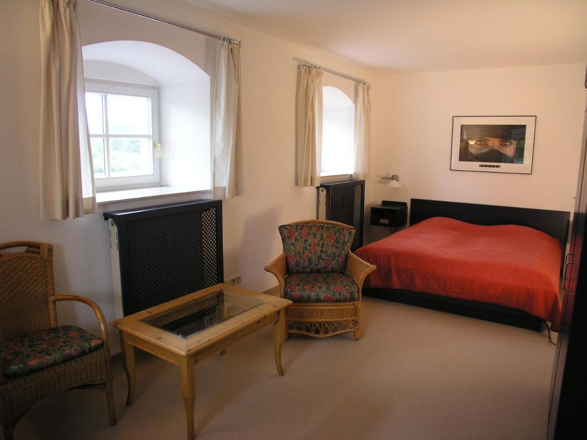 Haus Rufinus Am Kloster Seeon Extérieur photo